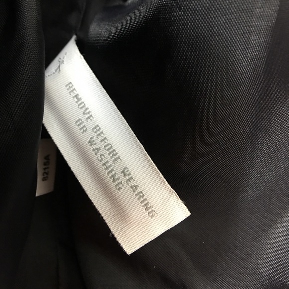 Ann Taylor jacquard bolero/shrug (black and gold) - Picture 4 of 6